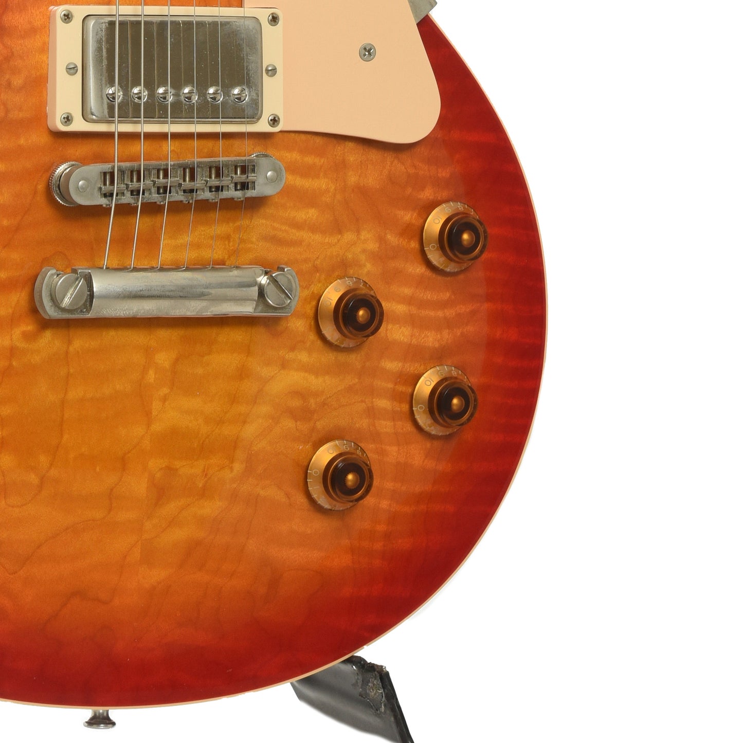 Bridge and controls of Gibson Les Paul Standard Plus Electric Guitar