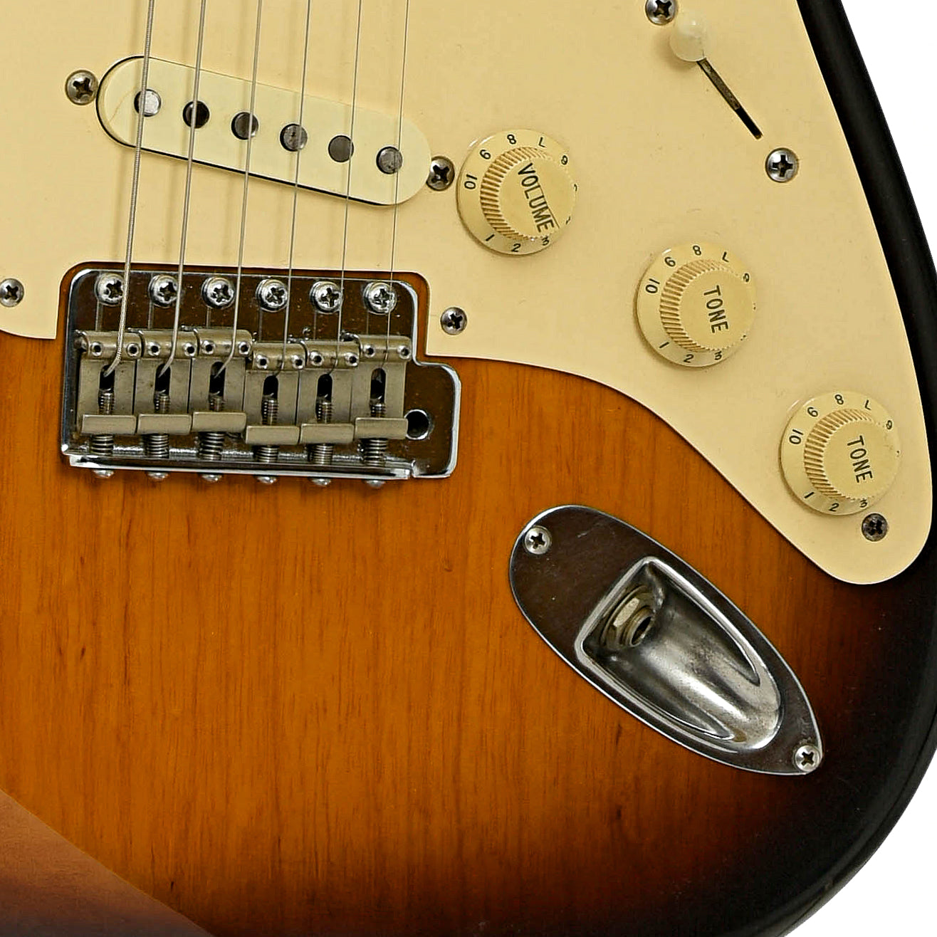 Bridge and controls of Lentz S-Style Electric Guitar