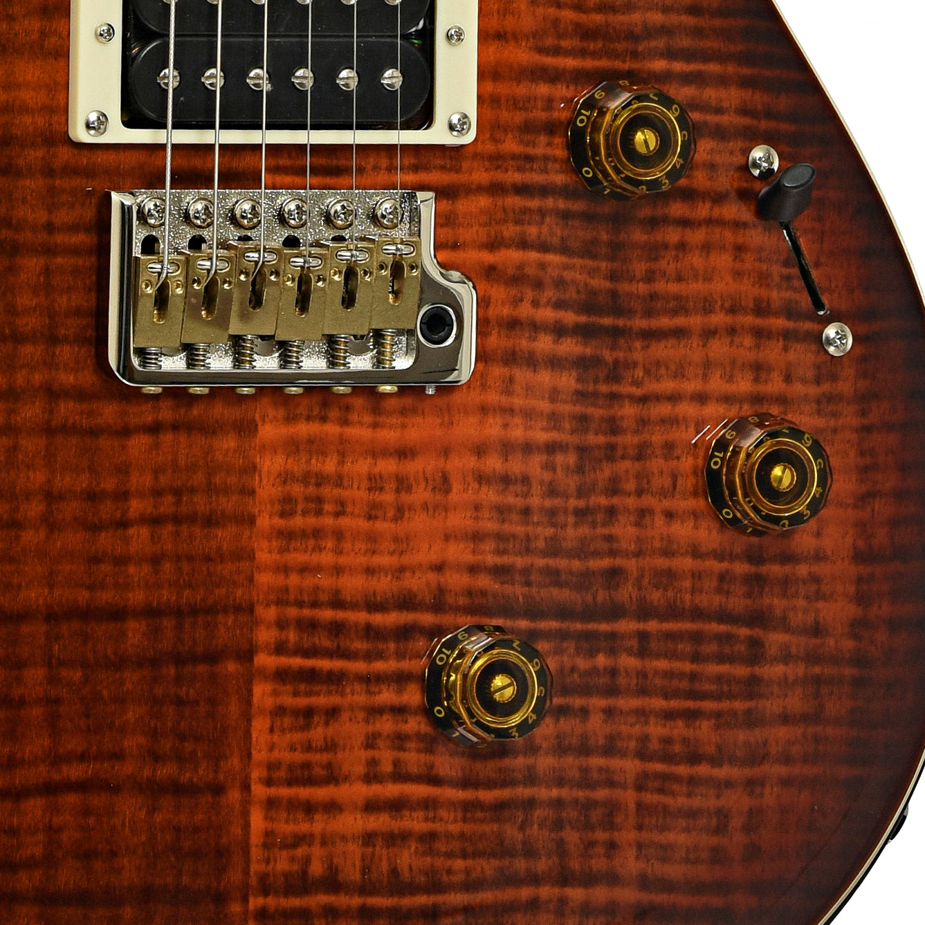 Bridge and controls of PRS SE Custom 24 Semi-Hollow Piezo Orange Tiger Smokeburst Electric Guitar