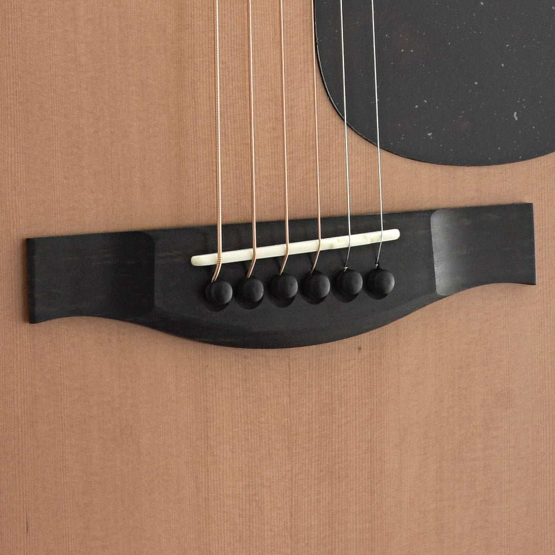 bridge of Eastman AC122-2CESW Acoustic 