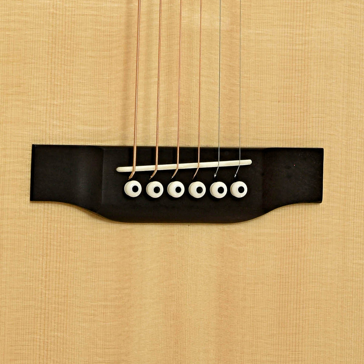 Bridge of Cirrus Single 0 Walnut Acoustic Guitar