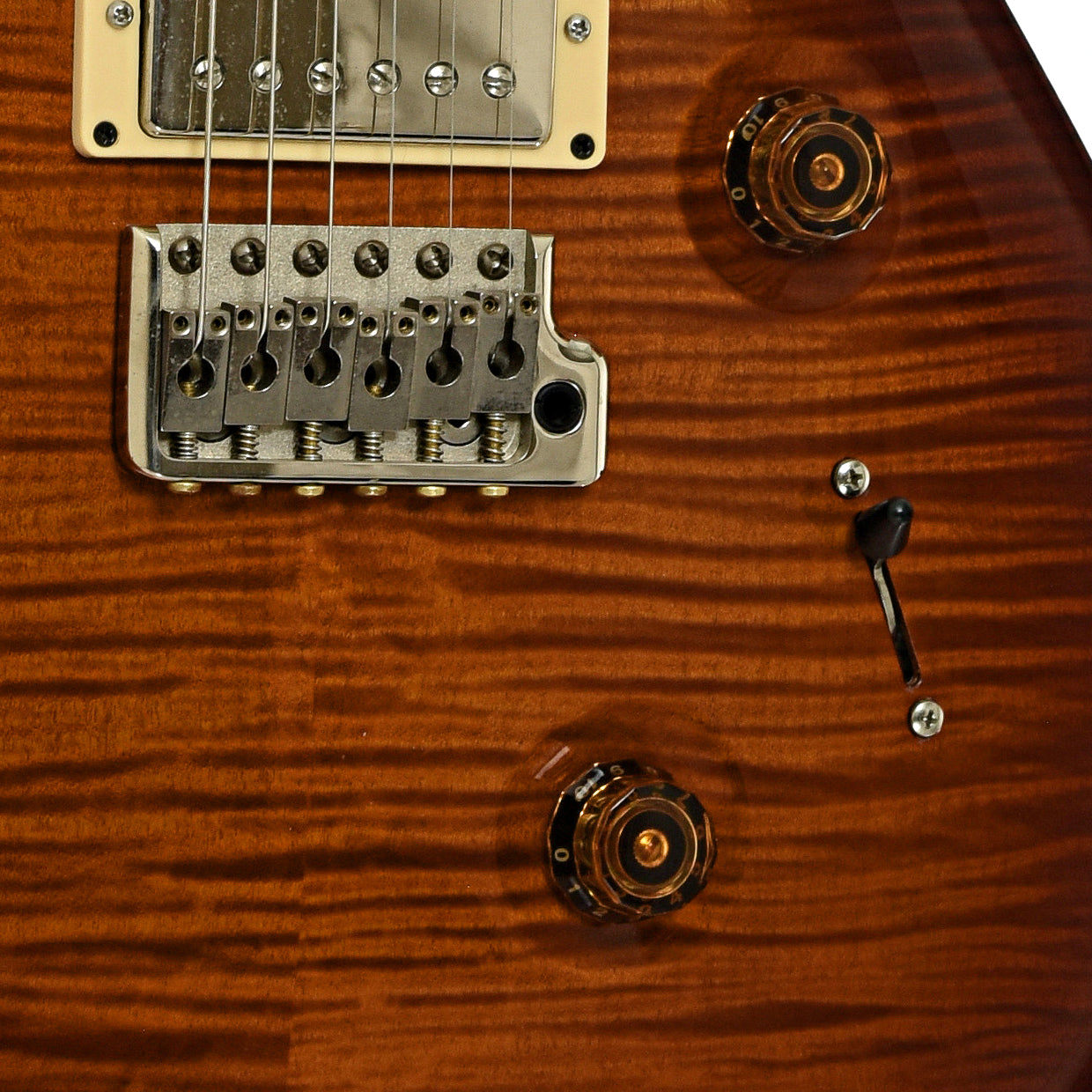 Bridge and controls of PRS Custom 24 10-Top Electric Guitar 
