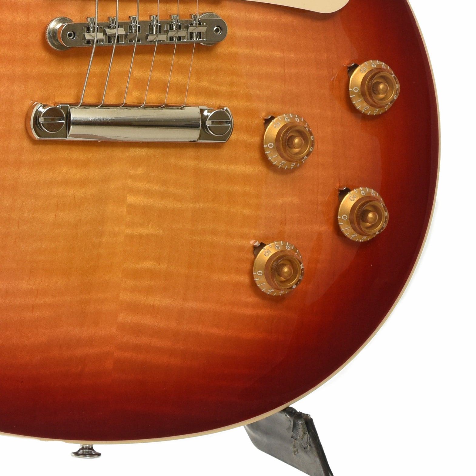 Bridge and conrols of Gibson Les Paul Standard 50s Figured Electric Guitar