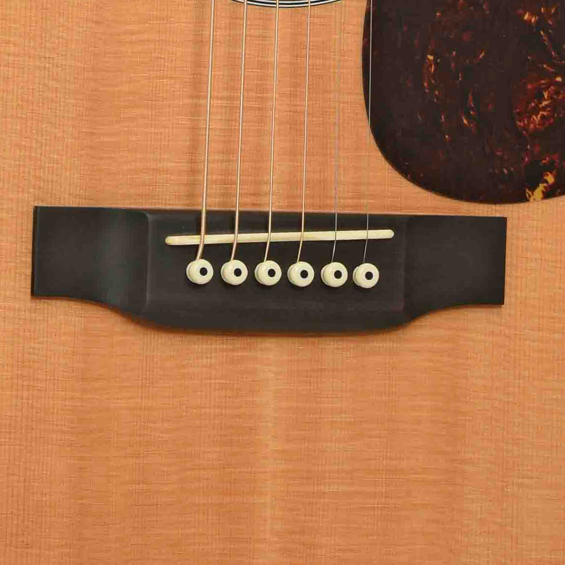 Bridge of Martin 000-28H Custom Acoustic Guitar 