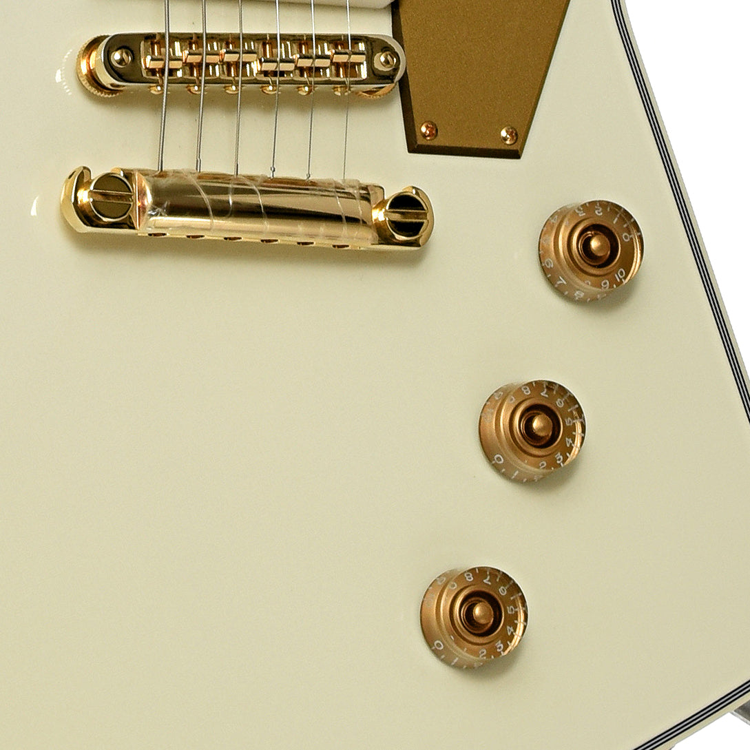 Bridge and controls of Gibson Lzzy Hale Signature Explorer 
