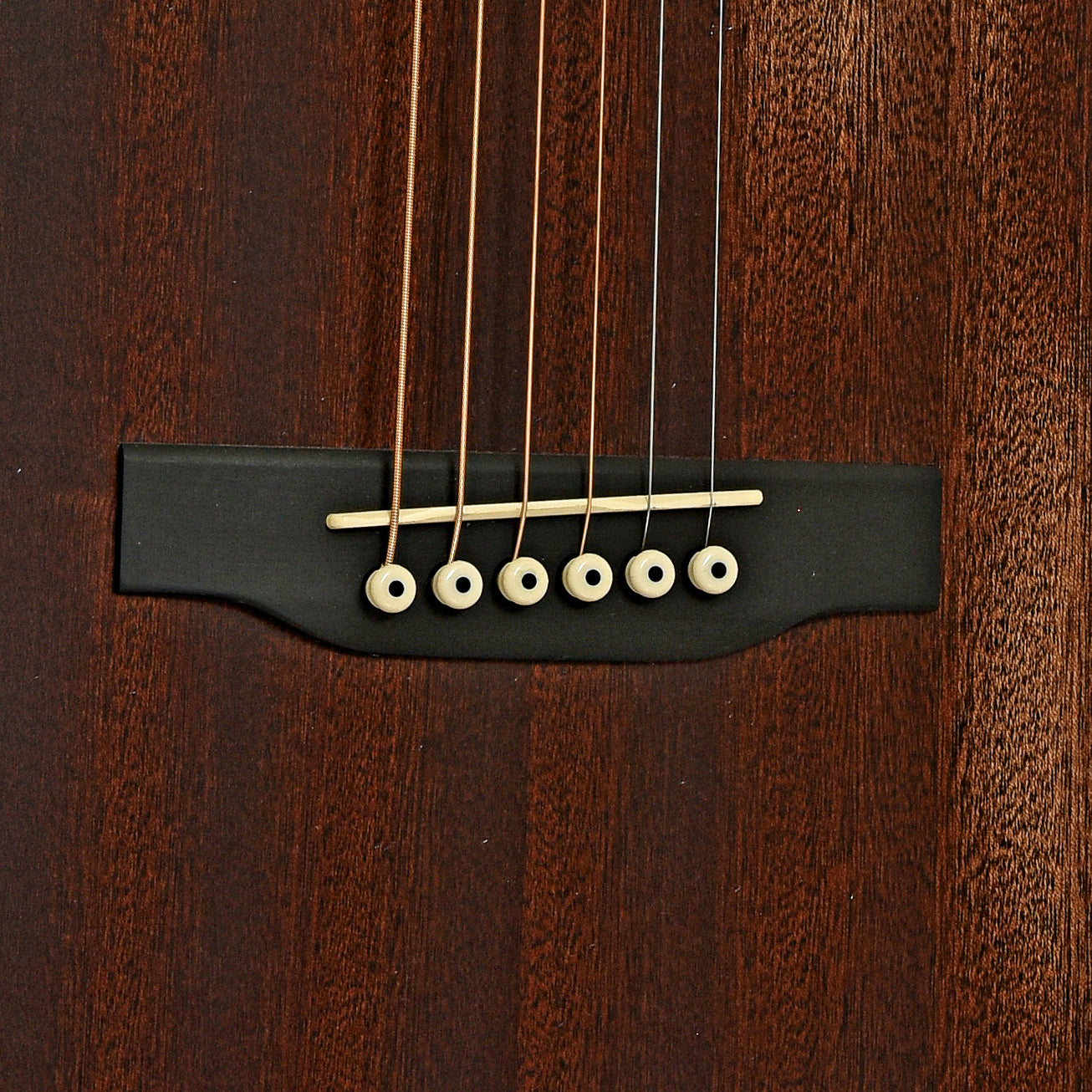 Bridge of Martin 000C-JRE StreetMaster Junior Acoustic Electric Guitar
