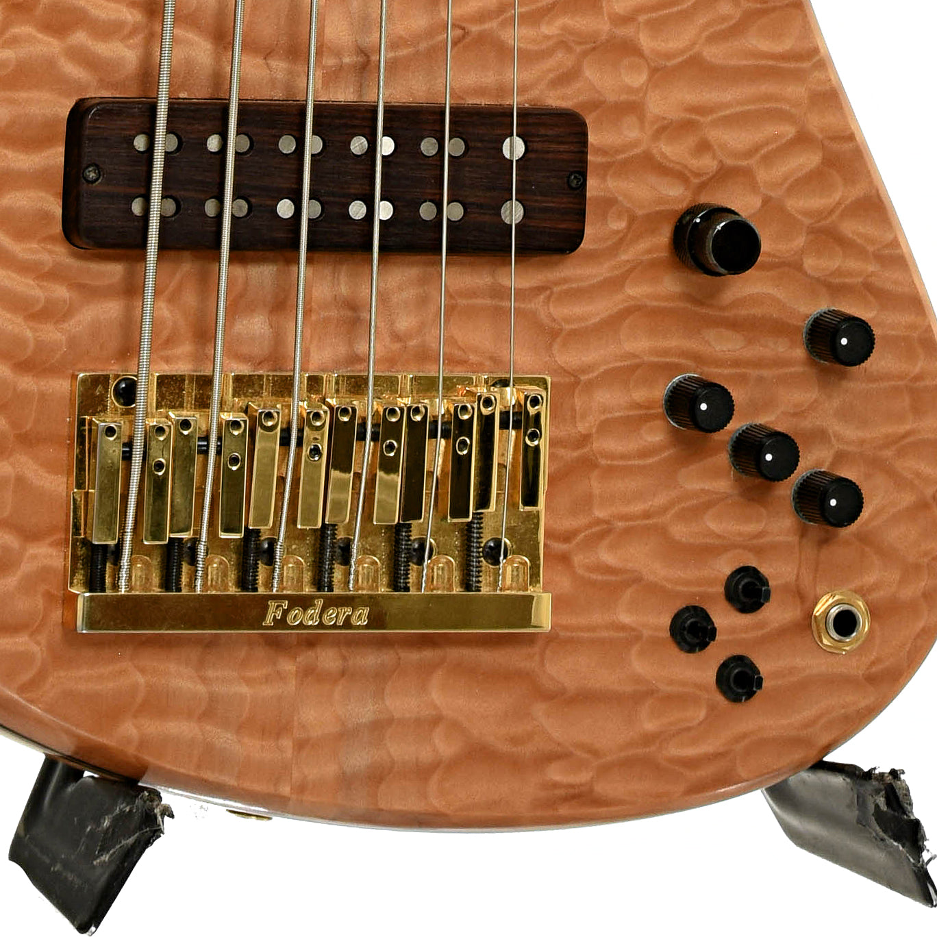 Bridge and controls of Fodera Emperor II Elite Singlecut 6-String Electric Bass