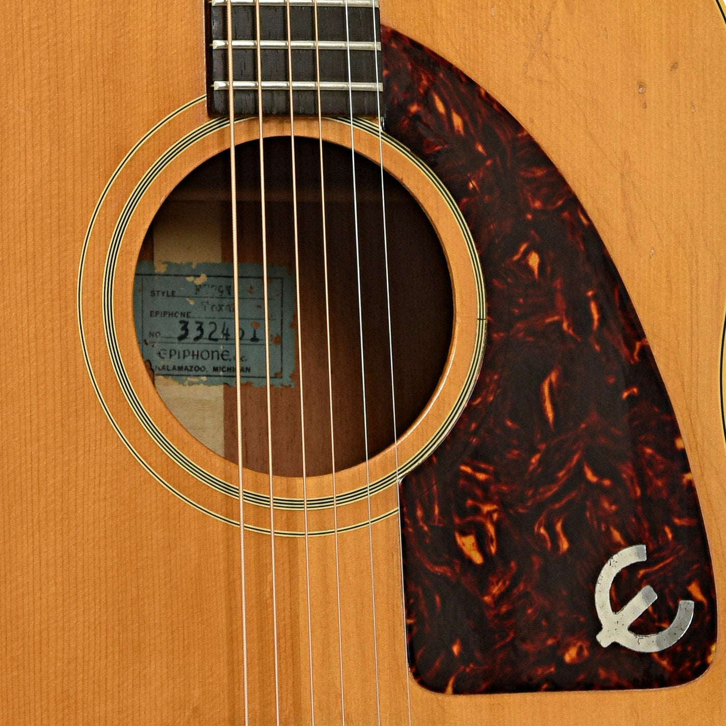Soundhole of Epiphone FT-79 Texan Acoustic Guitar