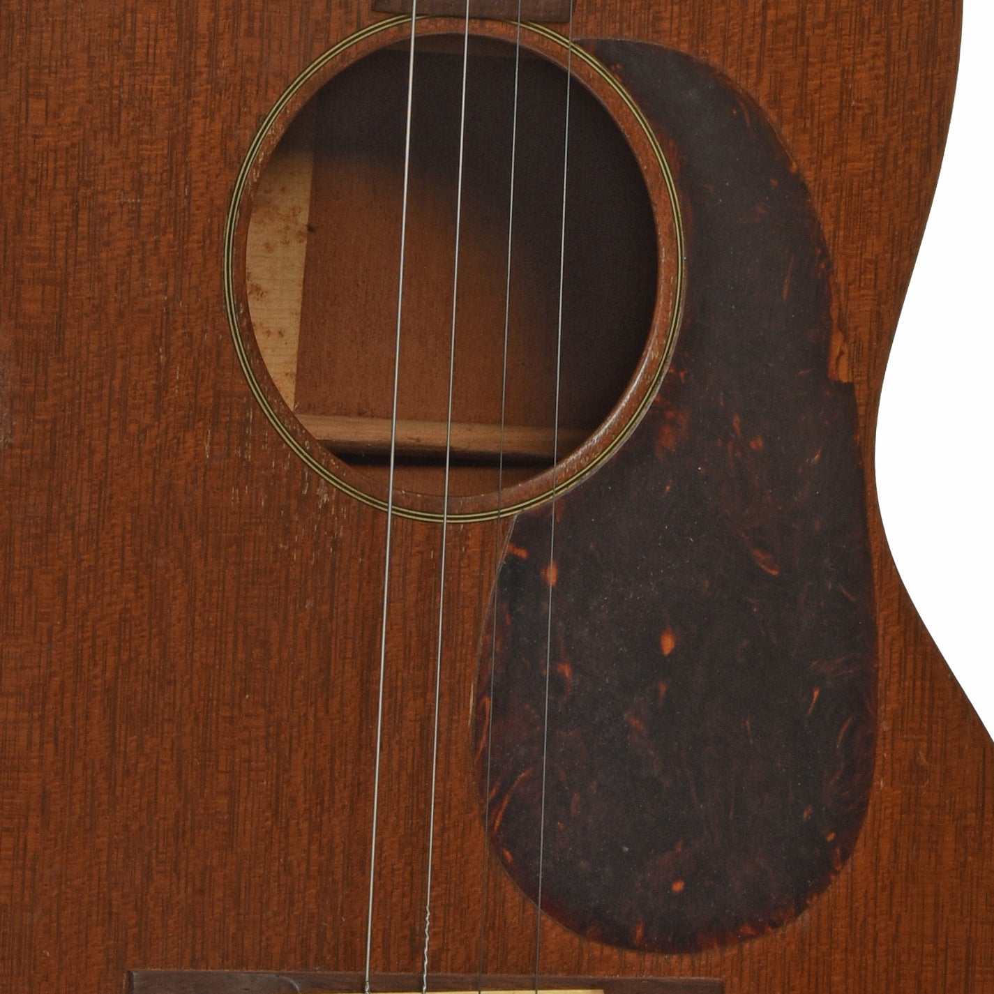 Soundhole of Martin 5-17T Tenor Guitar 