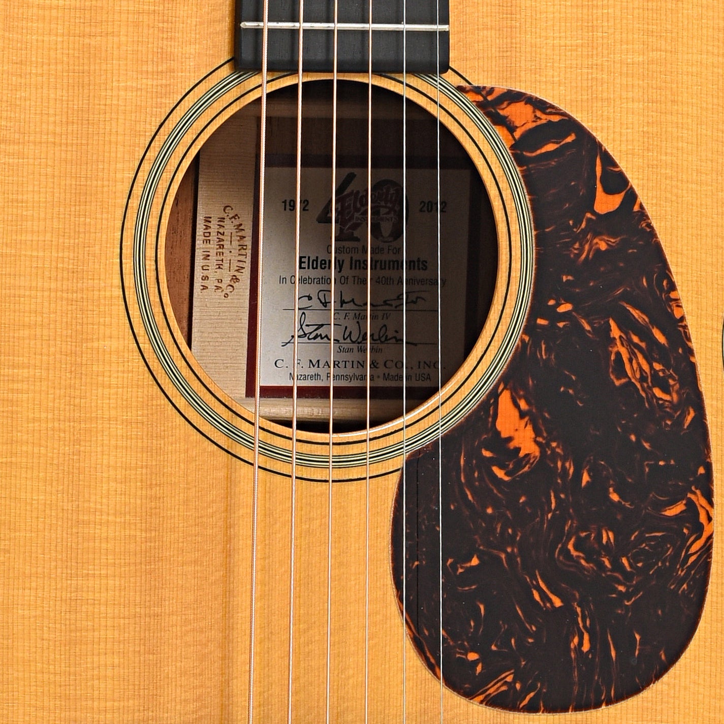 Sound hole and pickguard of Martin 000-18VE Elderly 40th Anniversary Acoustic Guitar (2012)