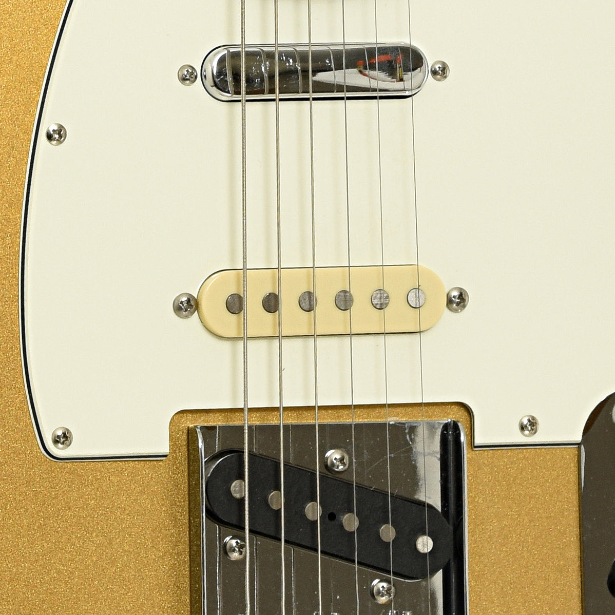 Pickups of Squier Paranormal Custom Nashville Stratocaster Electric Guitar