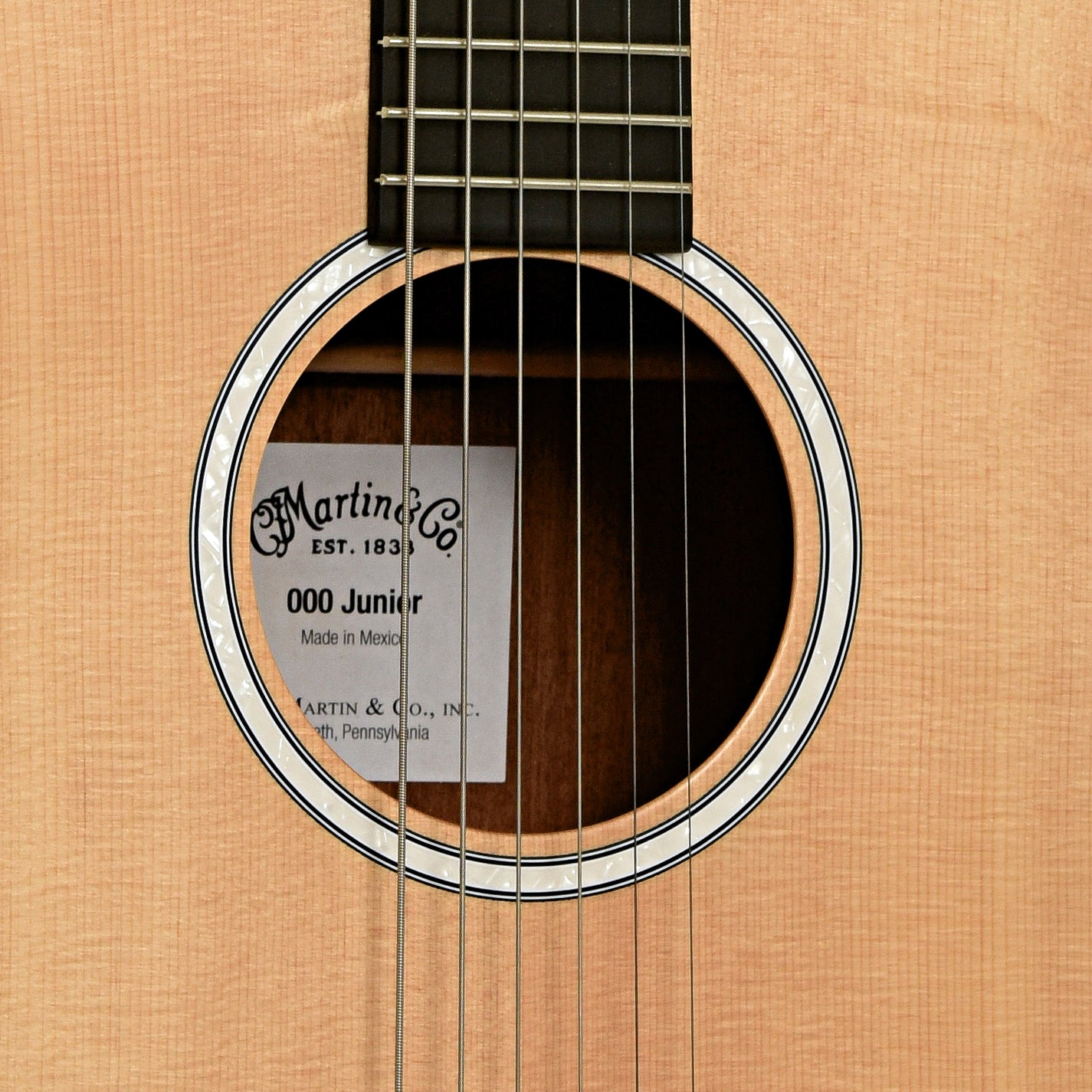 Sounhole of Martin 000Jr-10 Acoustic Guitar