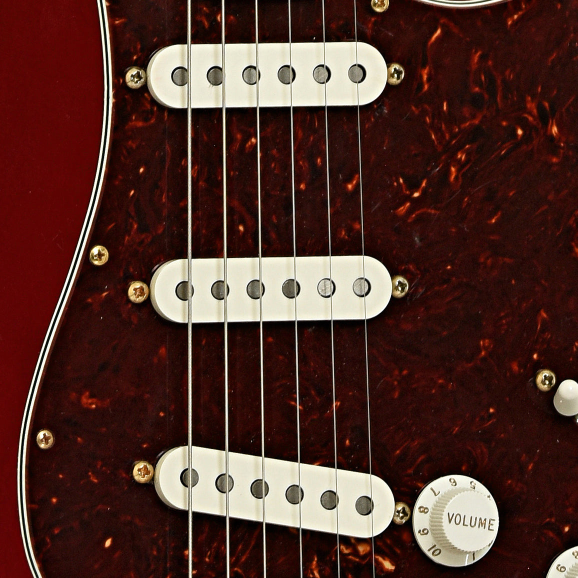 Pickups of Fender Deluxe Player Stratocaster Electric Guitar 