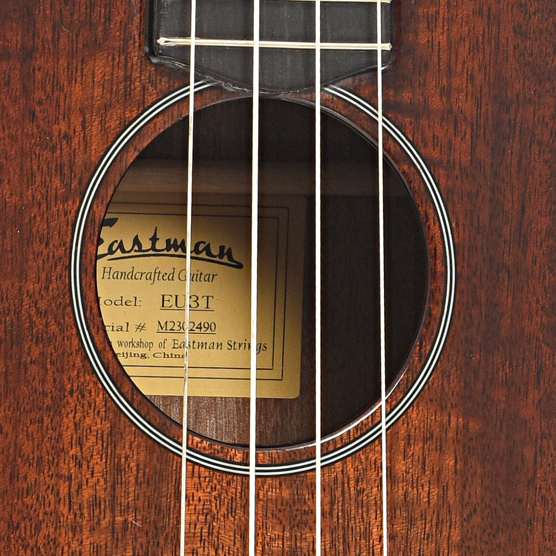Sound hole of Eastman EU3T Tenor Ukulele