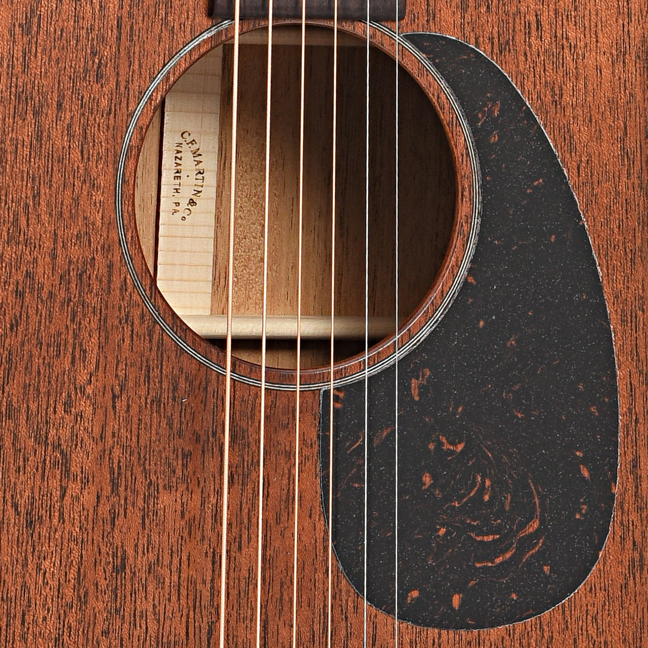 Sound hole of Martin 000-15M Mahogany Guitar
