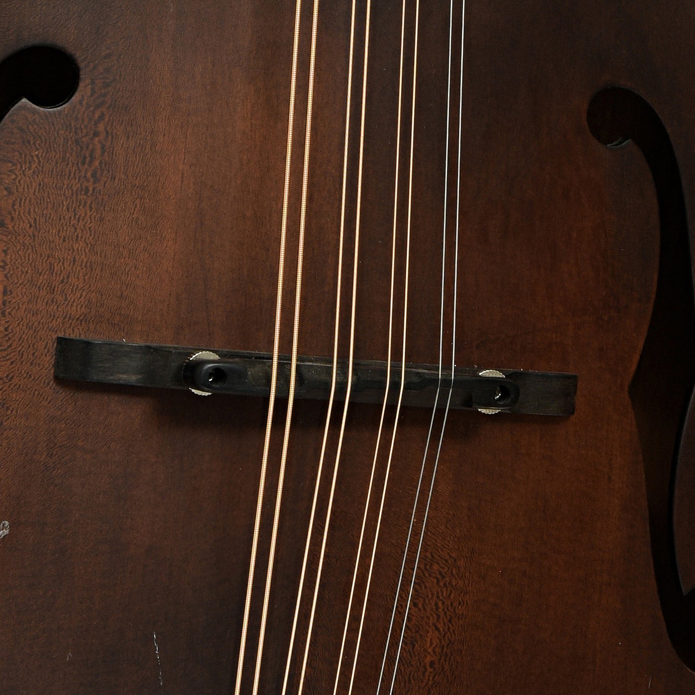 Bridge of Eastman MDA315 Mandola