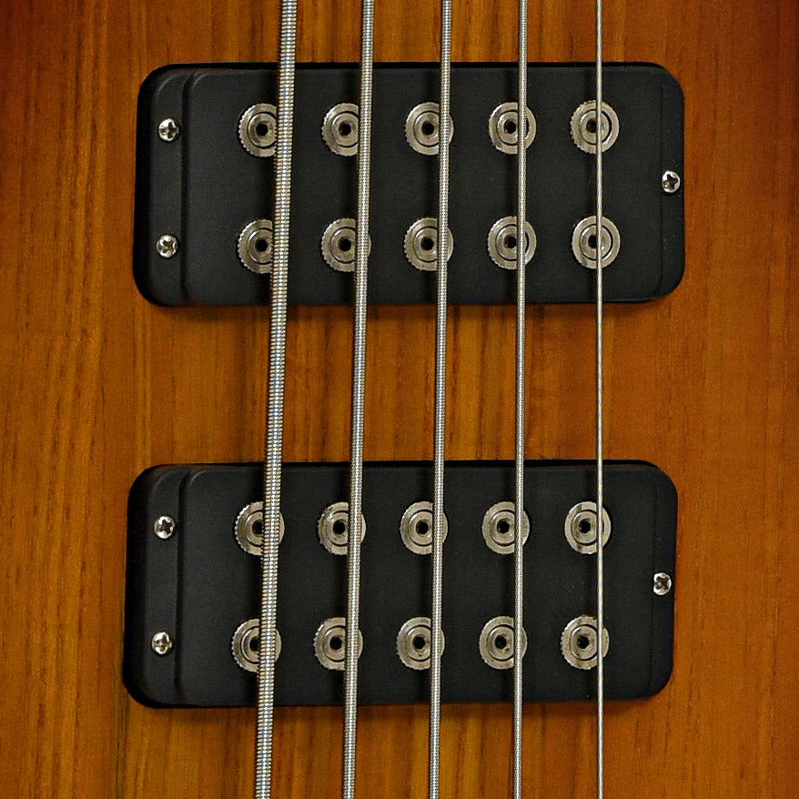 Pickups of G&L L-2500 Tribute 5-String Electric Bass 