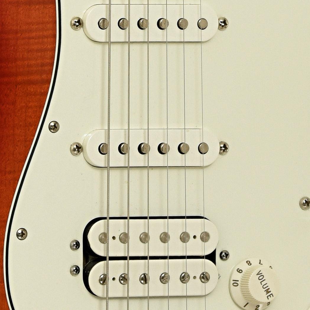 Pickups of Fender Stratocoaster HSS Plus Top Electric Guitar