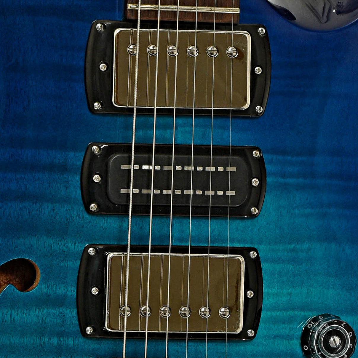 Pickups of PRS SE Special Semi-Hollow Electric Guitar Lake Blue