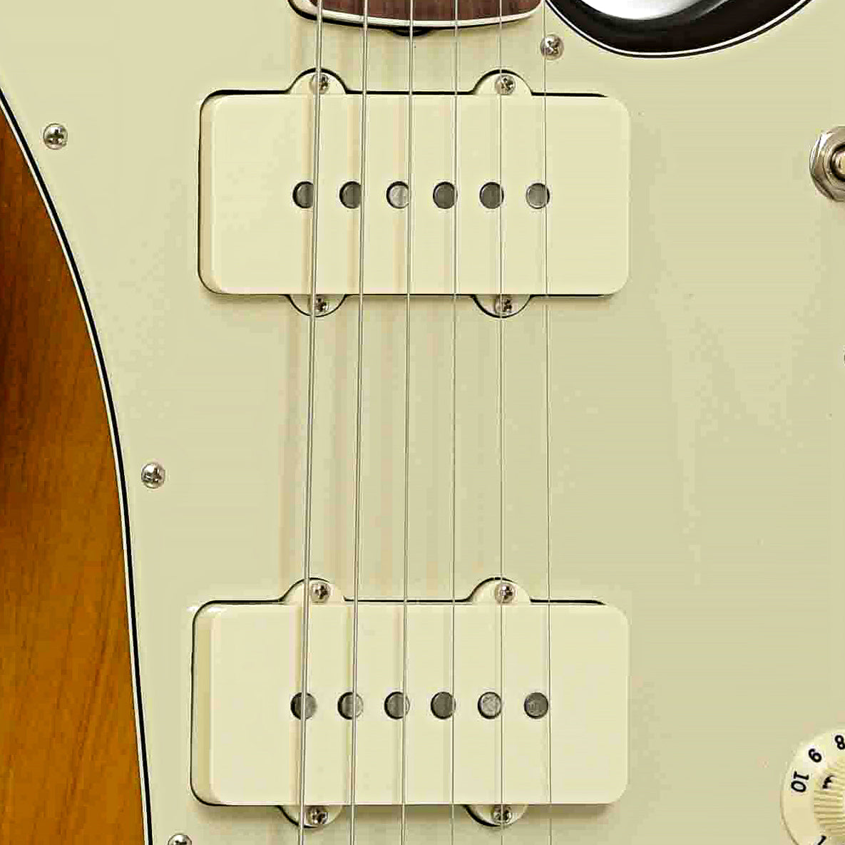 Pickups of Fender Parallel Universe Jazz-Tele Limited Edition Electric Guitar