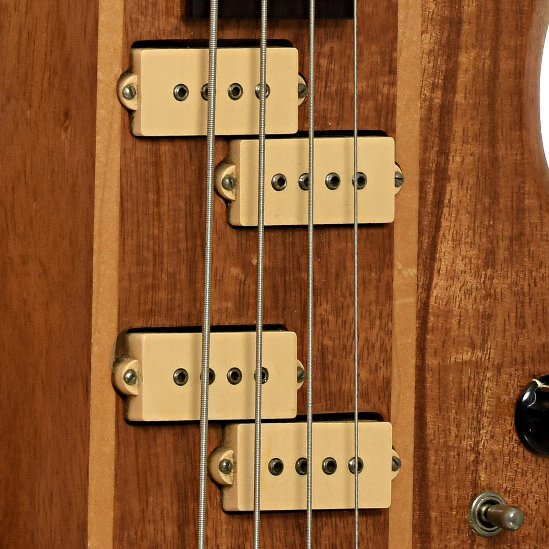 pickups of B.C. Rich Eagle Electric Bass