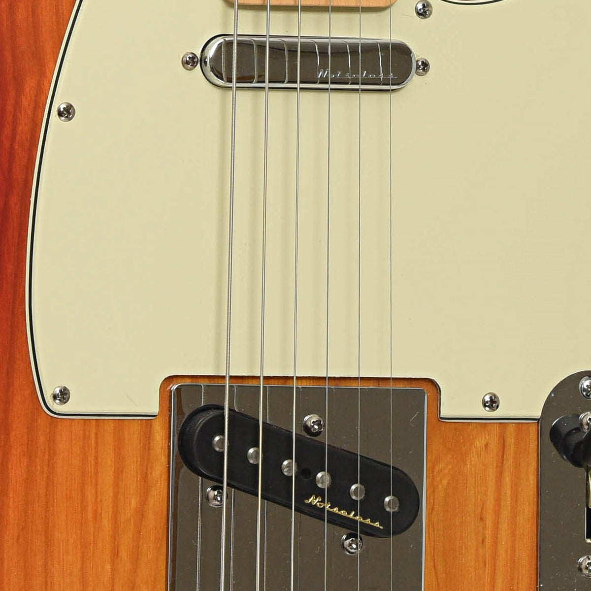 Pickups of Fender American Deluxe Telecaster Electric Guitar