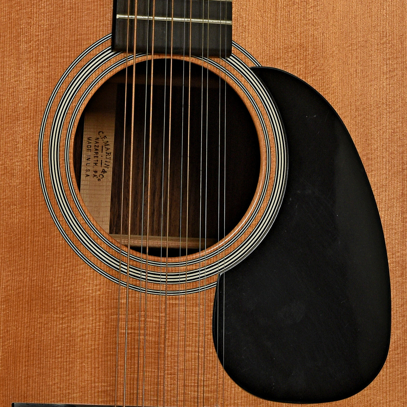 Soundhole of Martin D-12-28