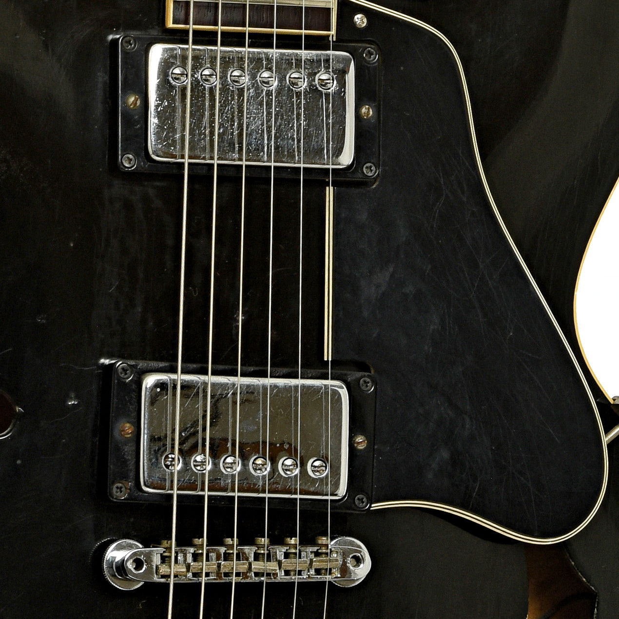 Pickups of Gibson ES-335 Hollowbody Electric Guitar 