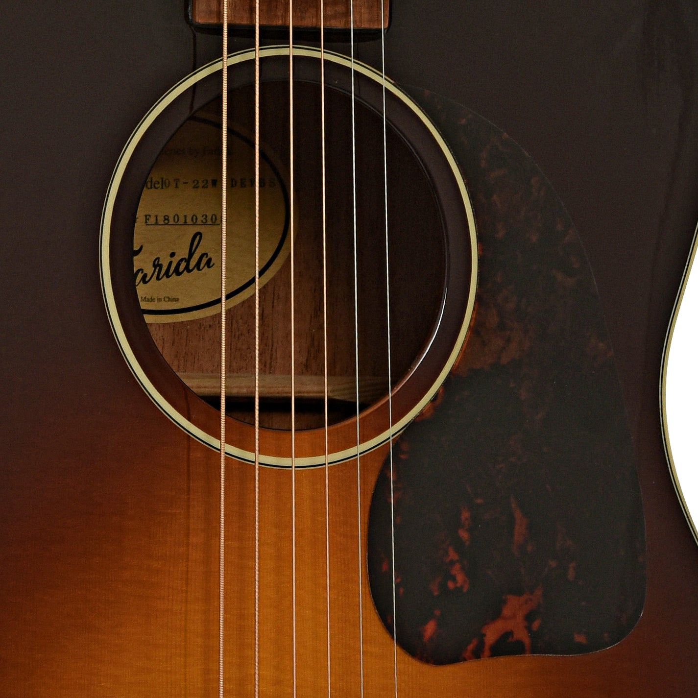 Soundhole of Farida Holiday Pack, 00-Size Acoustic Guitar