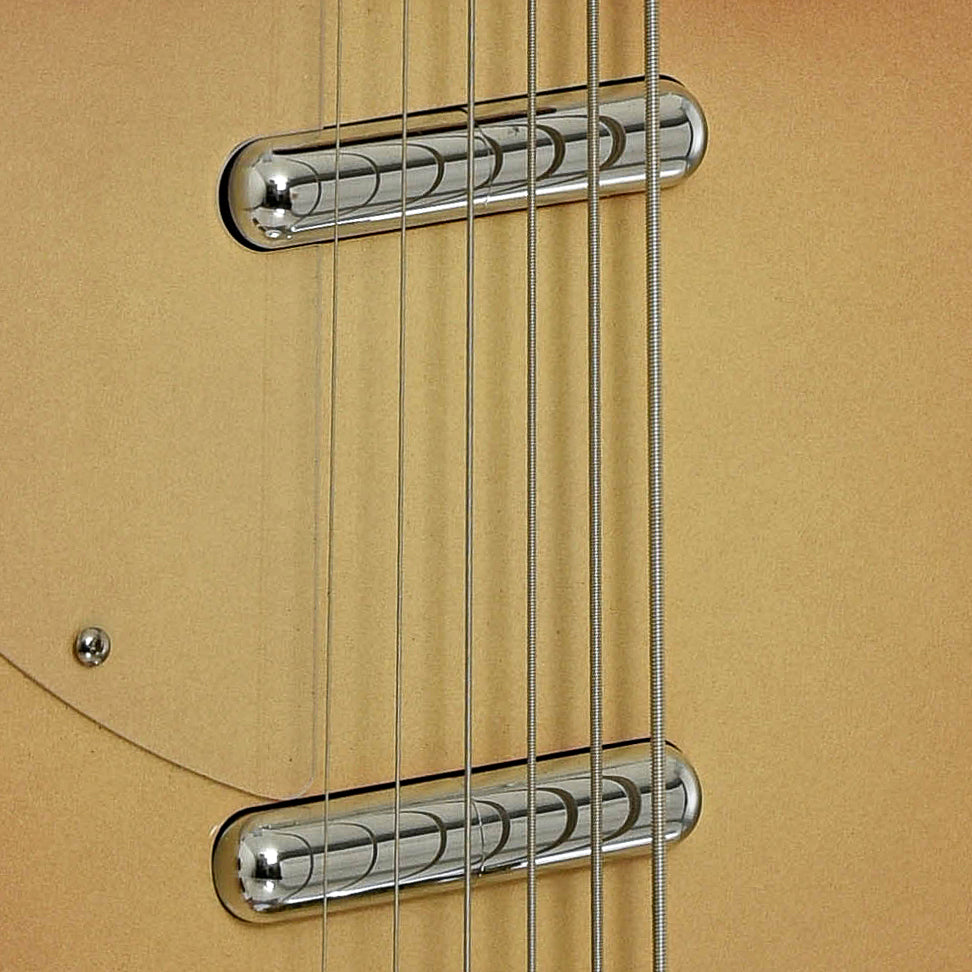 Pickups of Danelectro Longhorn 6-String Electric Bass LH