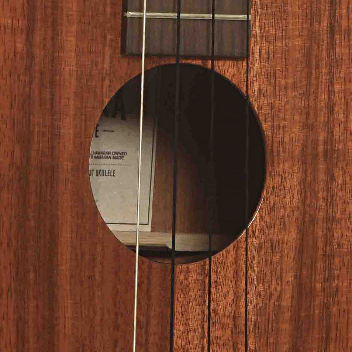 Soundhole of Kamaka HF-3 Tenor