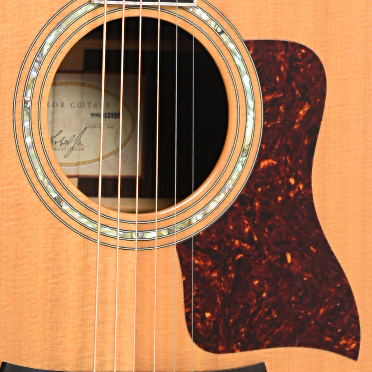 Soundhole of Taylor  810 Acoustic Guitar 