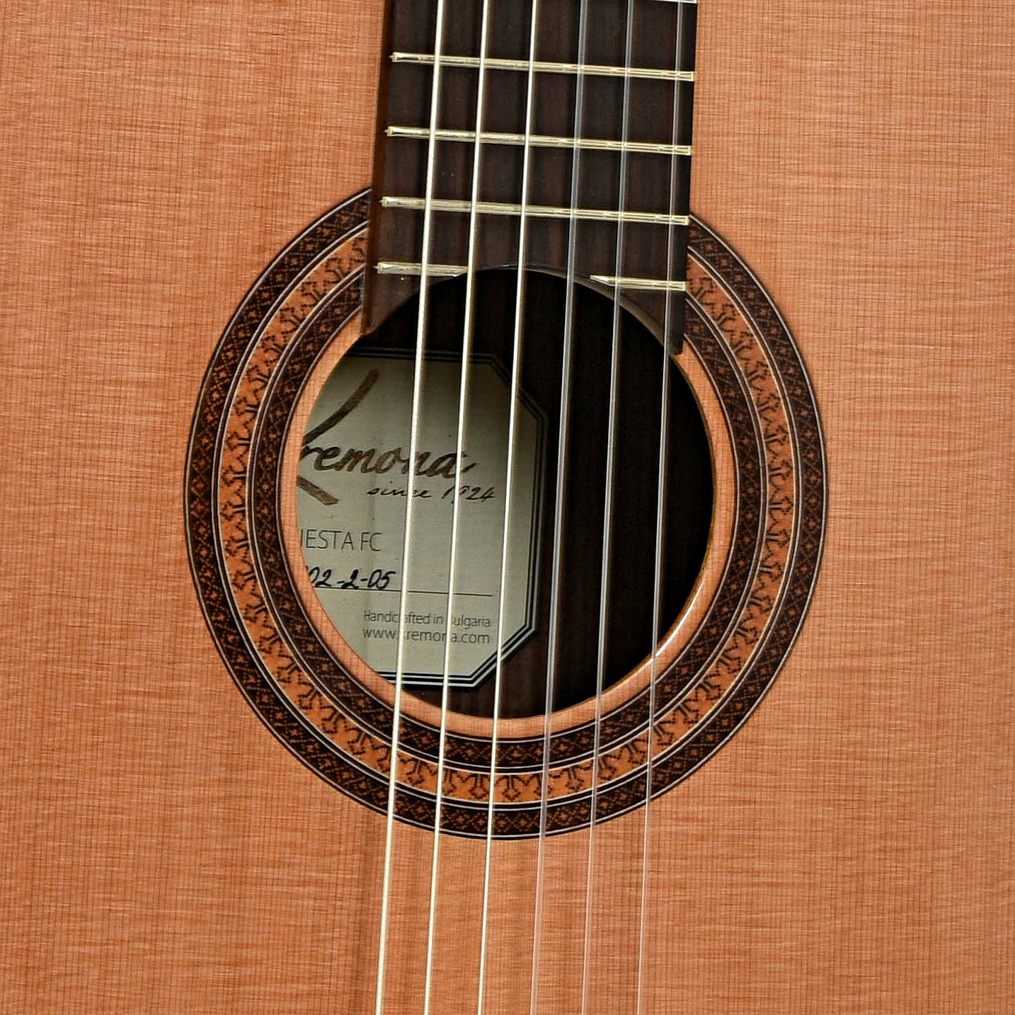 Kremona Shopworn Artist Series Fiesta FC Classical Guitar and Case