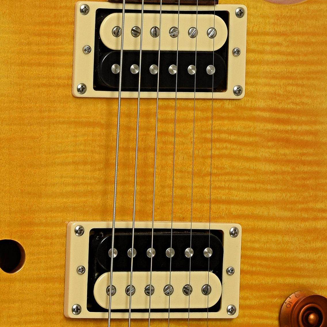 Pickups of PRS  SE Custom 22 Semi-Hollow Electric Guitar (2022)