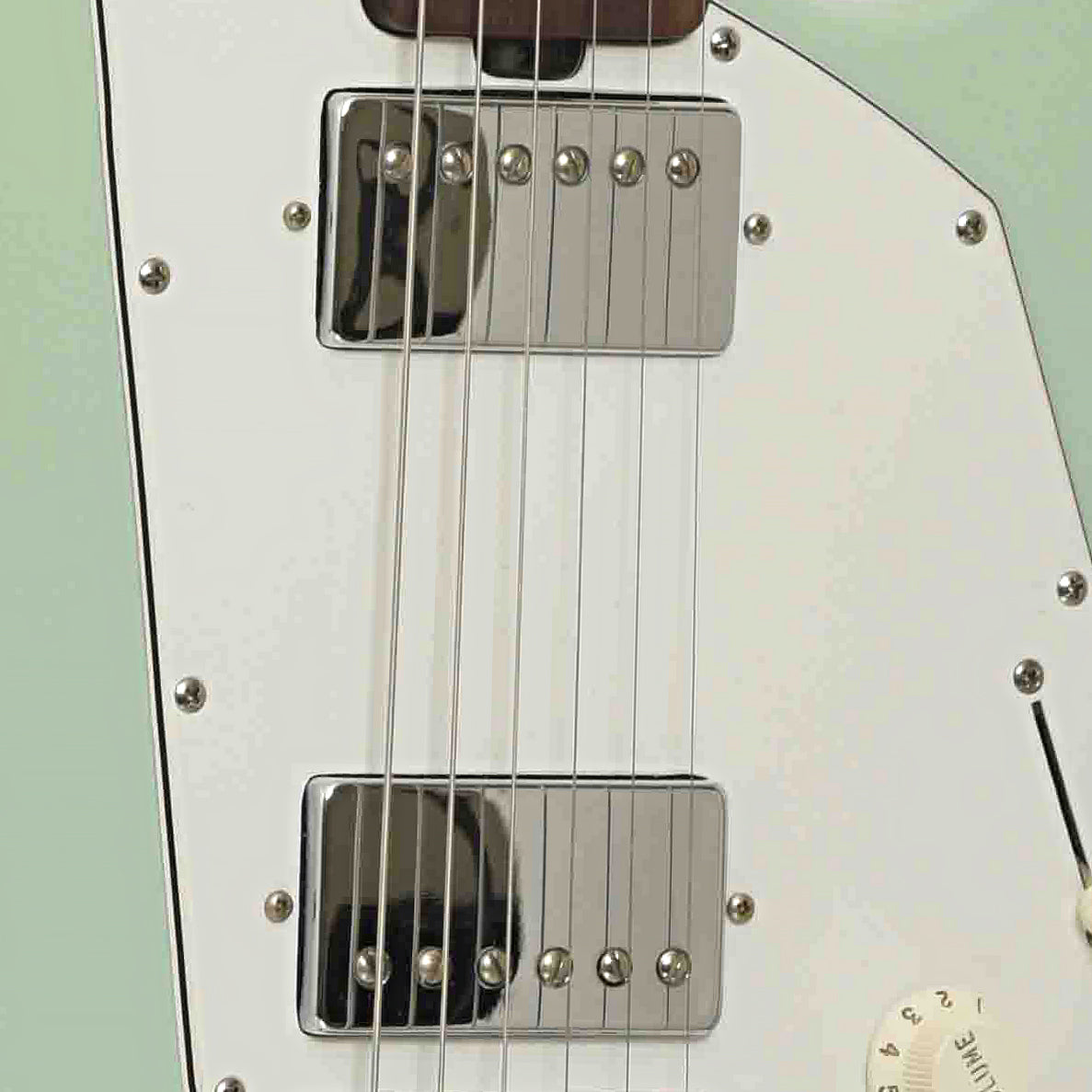 Pickups of Ernie Ball Music Man Albert Lee HH
