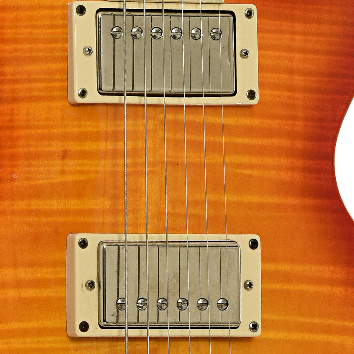 Pickups of Epiphone Les Paul 1960 Tribute Plus Electric Guitar