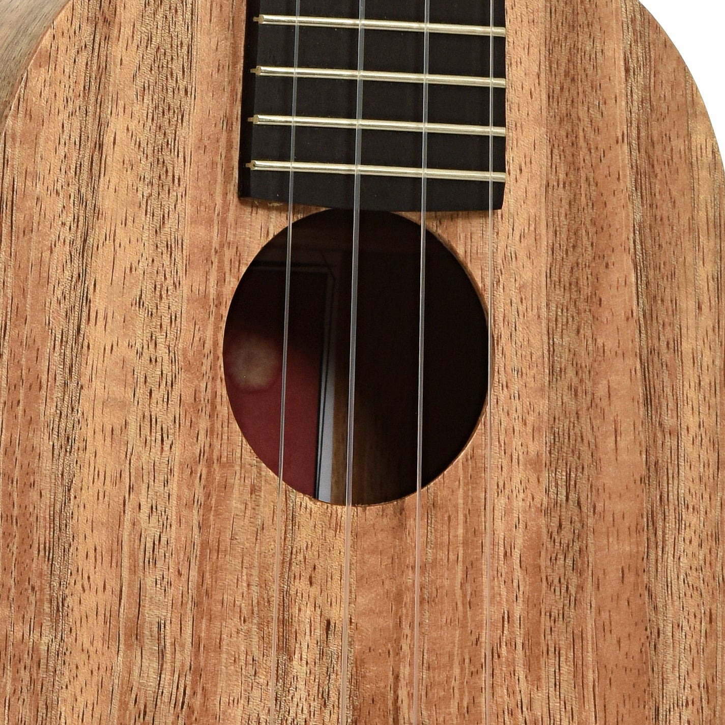 Soundhole of Mya-Moe Pineapple Acacia? Concert Ukulele