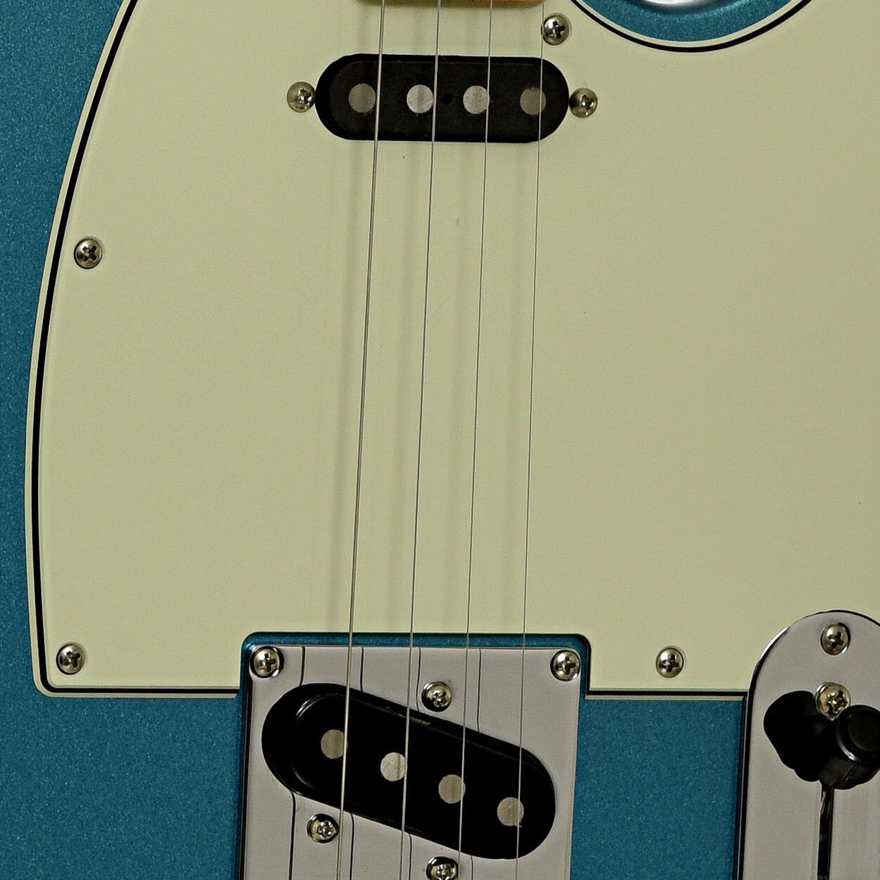 Pickups of Fender Alternate Reality Tenor Telecaster Electric Guitar