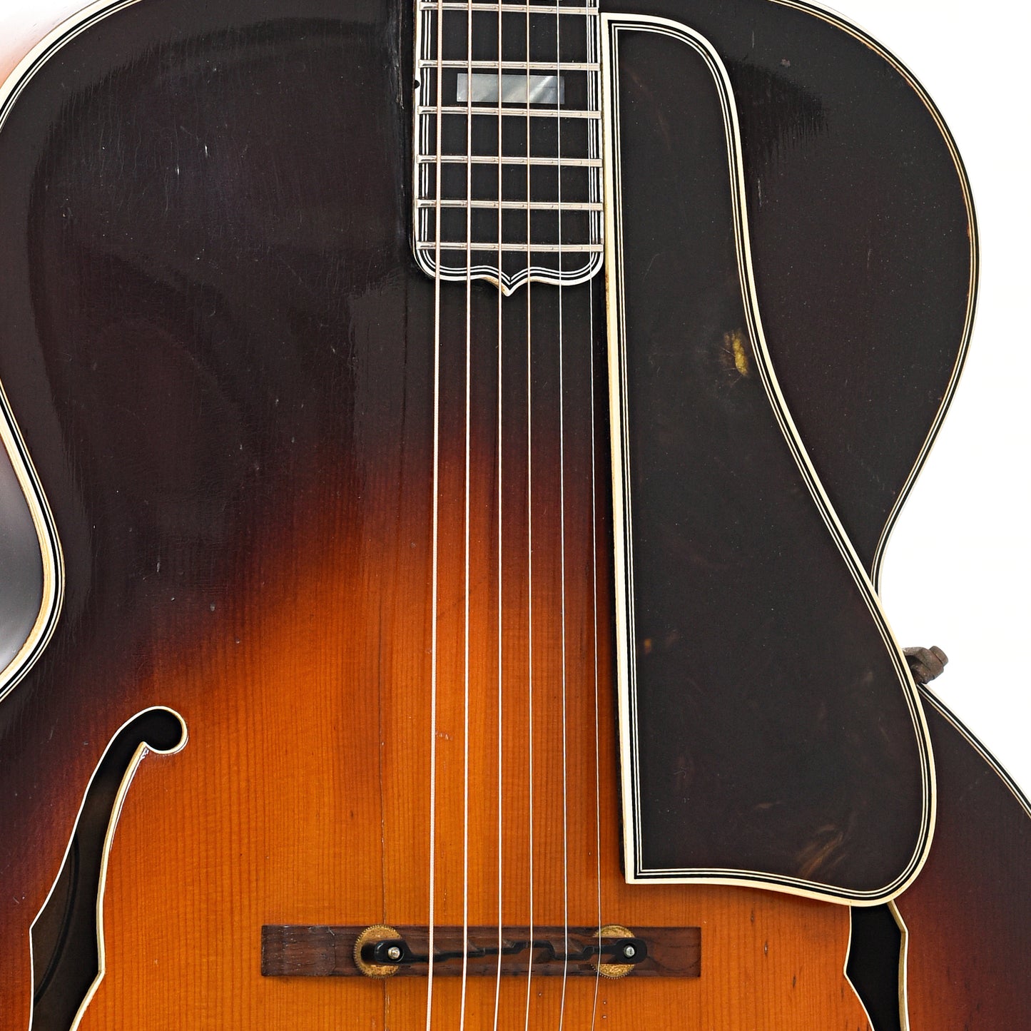 Bridge and pickguard of Gibson L-5 Hollowbody Electric