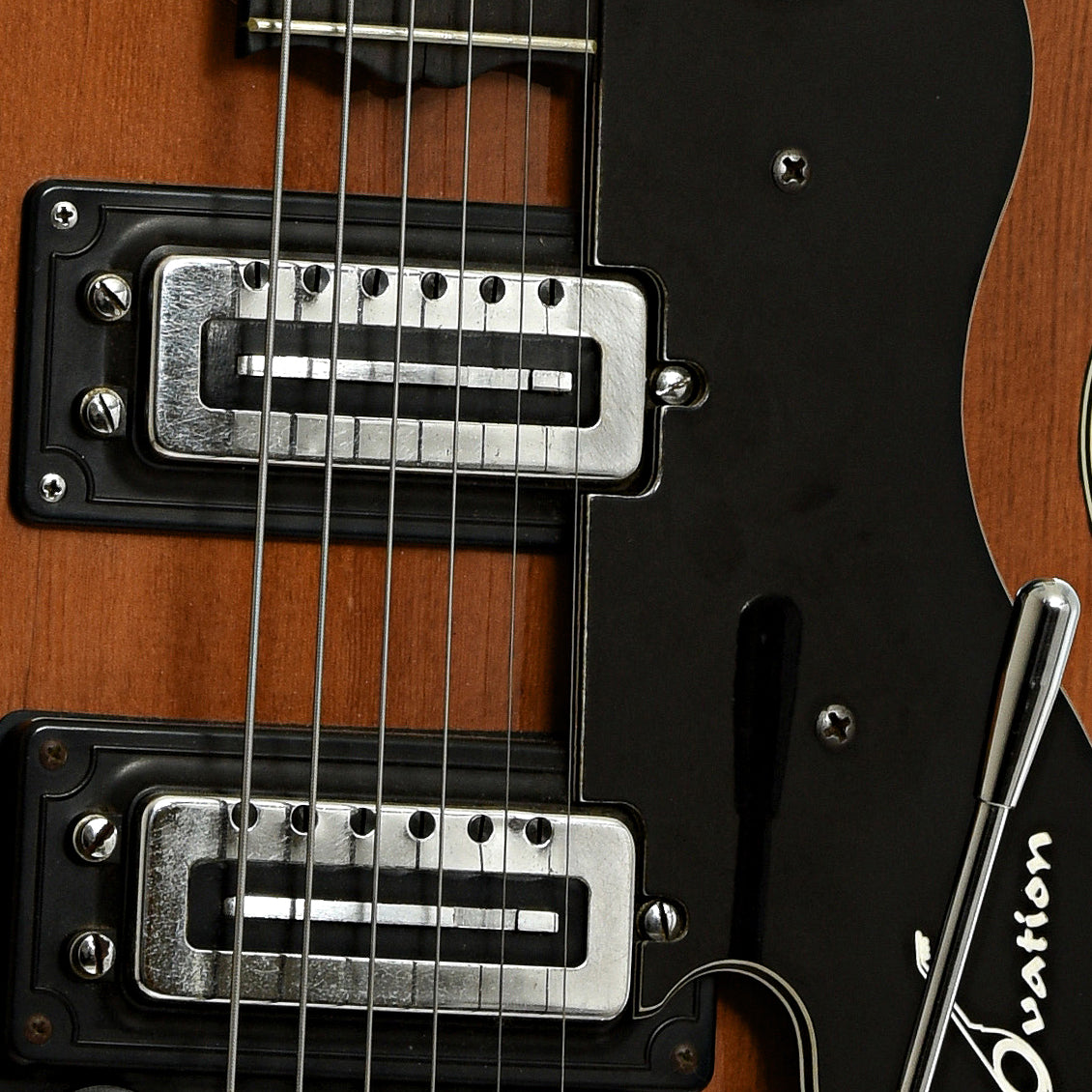Pickups of Ovation 1232-4 Hollowbody Electric Guita