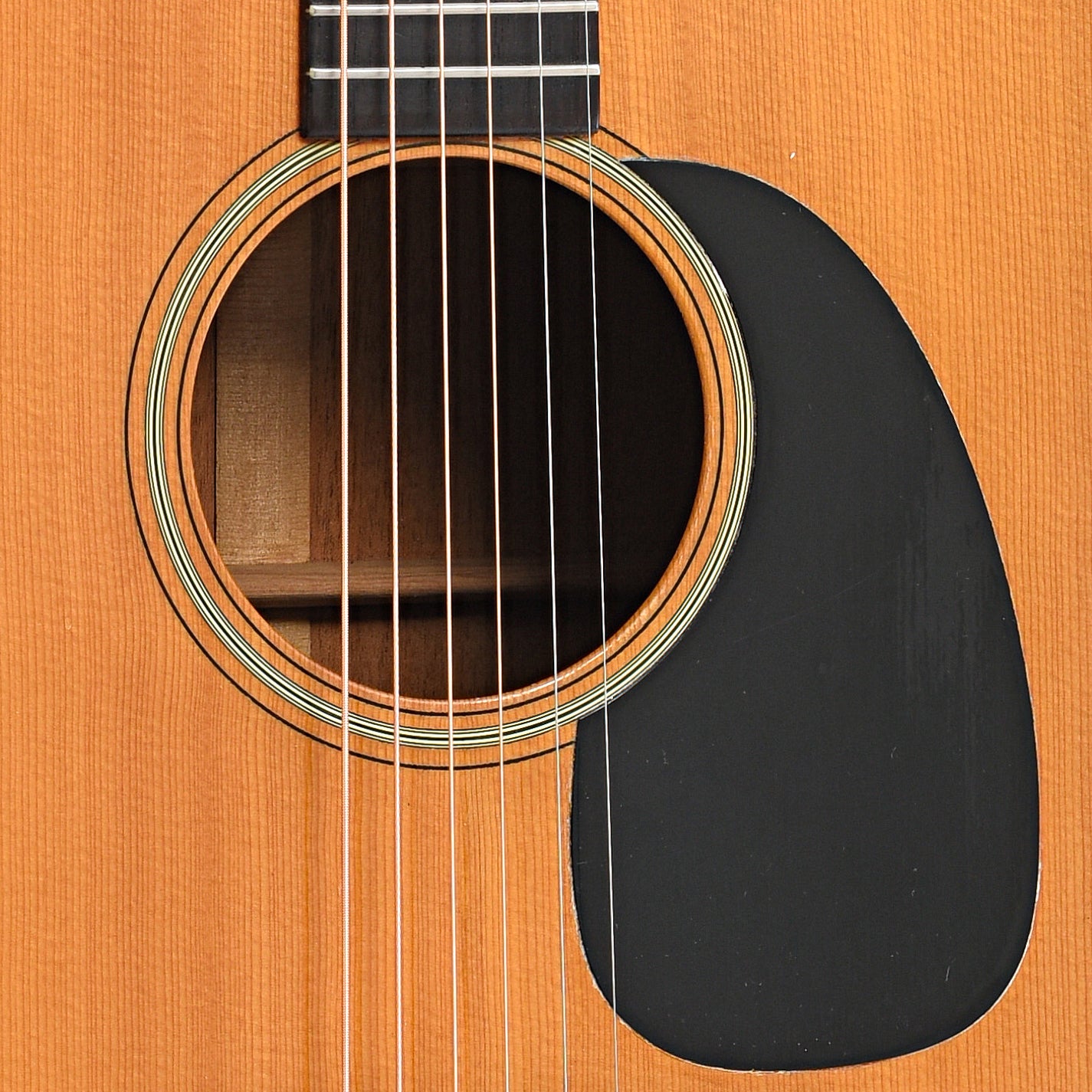 Sound hole and pickguard of Martin D-18 (1970)