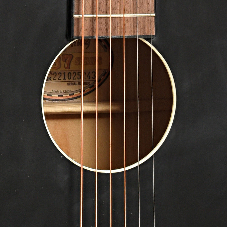 Sound hole of Recording King B-Stock Dirty 30's Series 7 12-Fret Single 0 