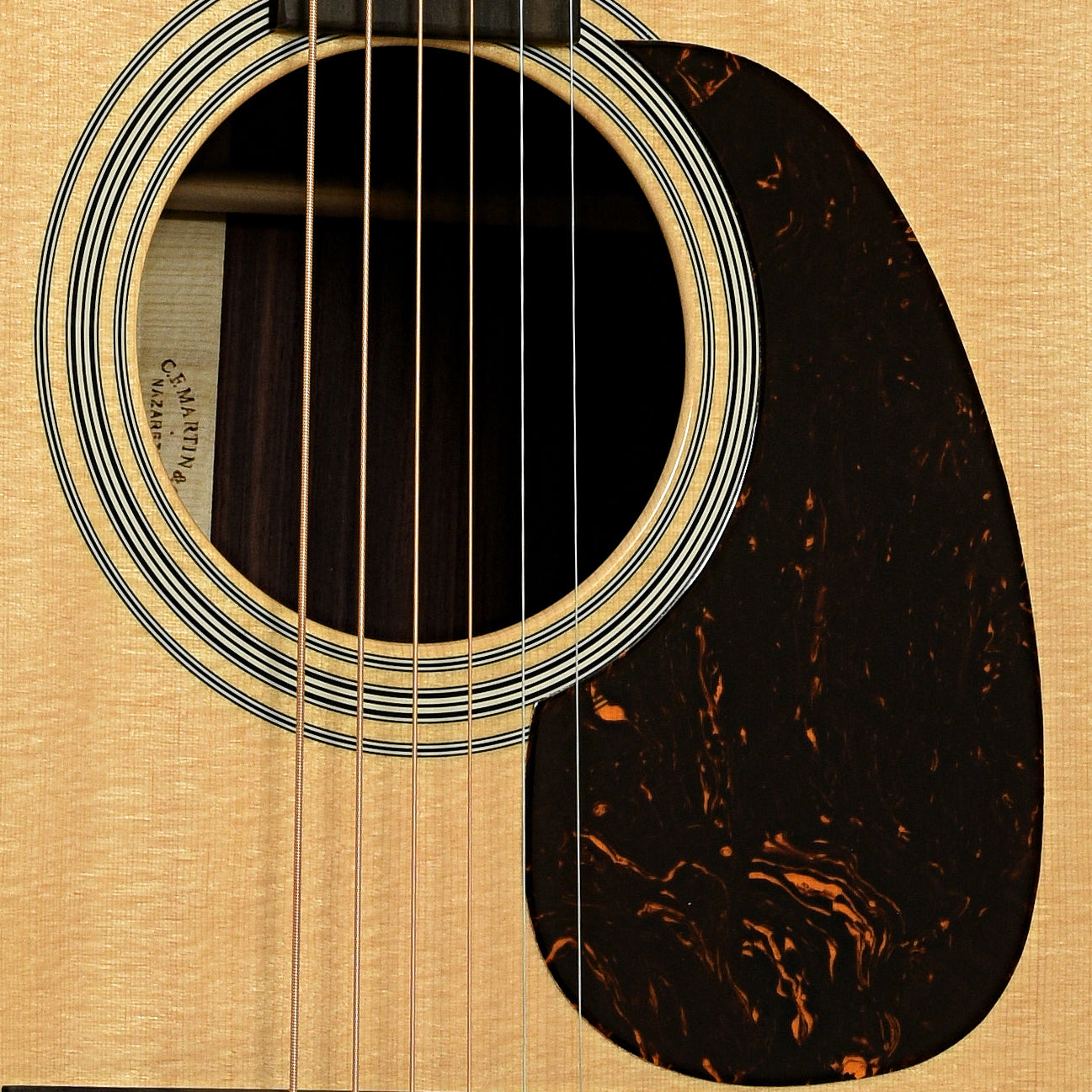 Sundhole of Martin Super HD-28 Guitar
