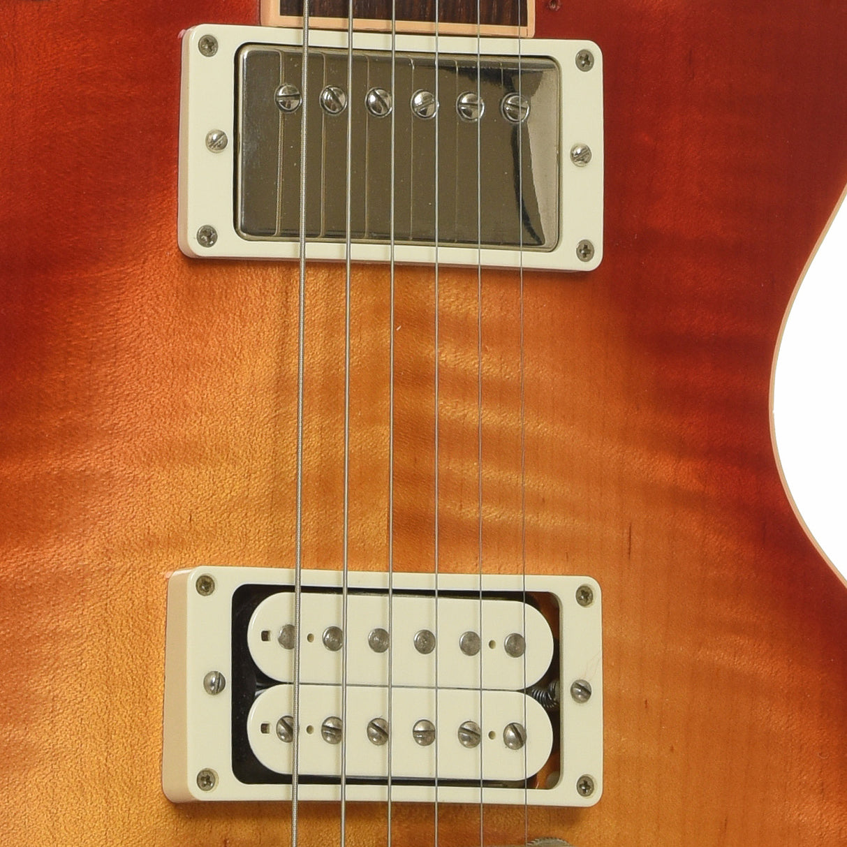 Pickups of Gibson Les Paul Traditional T Electric Guitar
