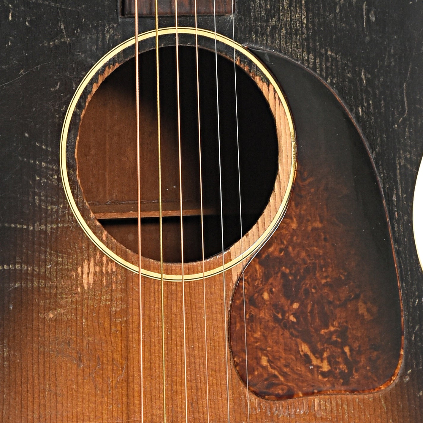 Sound hole and pickguard of Gibson LG-1 Acoustic 