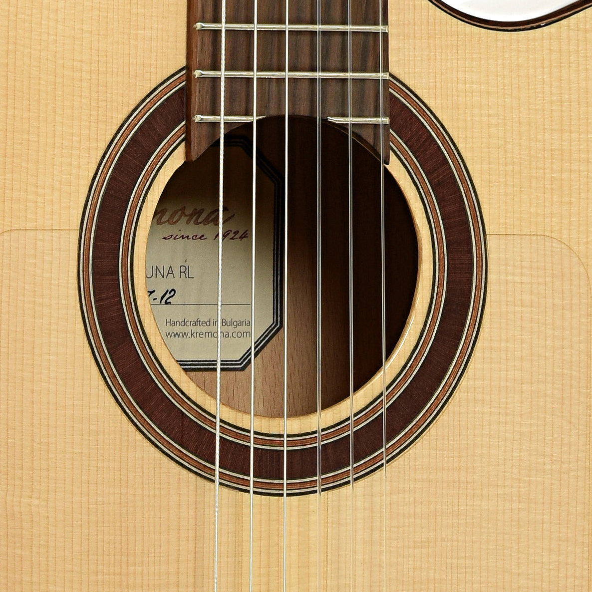 Soundhole of Kremona Rosa Luna RL Flamenco Guitar 