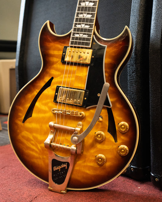 Showroom photo of Gibson Johnny A Hollowbody Electric Guitar (2007)