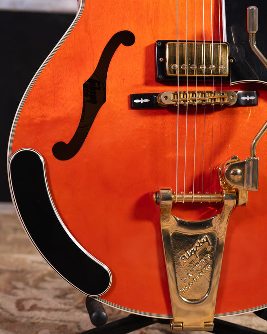 Showroom photo of Gibson Chet Atkins Country Gentleman Semi-Hollowbody Guitar (2002)