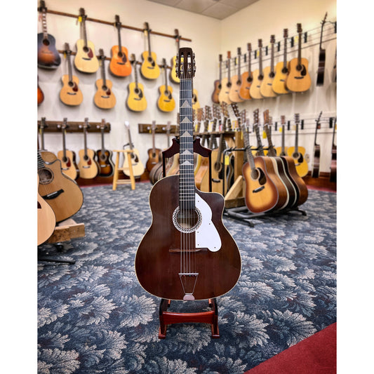 Showroom photo of A. Carbonell Archtop Acoustic Guitar (1940's)