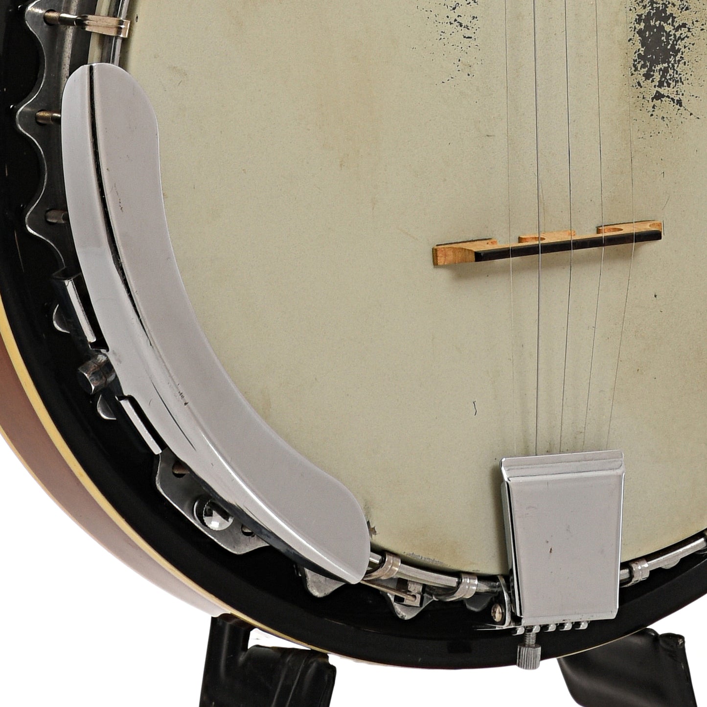 Armrest, tailpiece and bridge of Stagg Deluxe Resonator Banjo